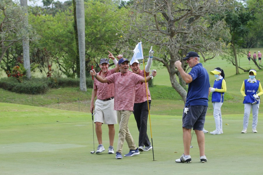 FUN ON THE COURSE