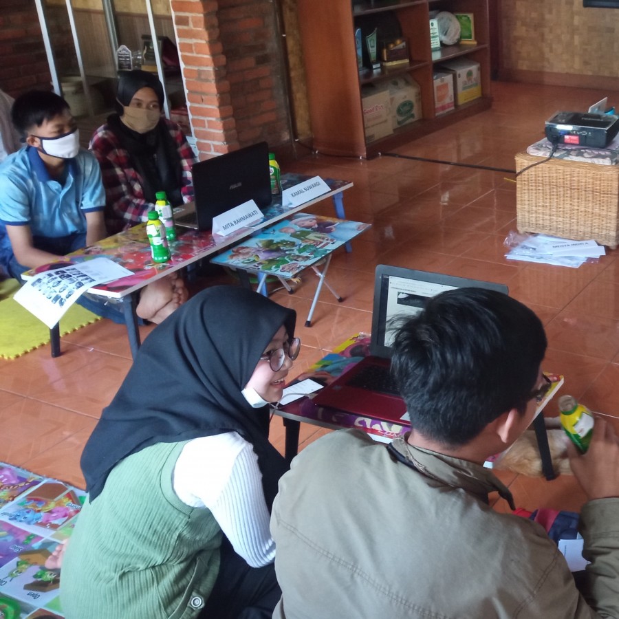 PHMF Supports Online English Classes At The YUM VTC